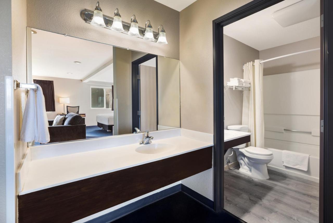 Americas Best Value Inn Sparks Εξωτερικό φωτογραφία